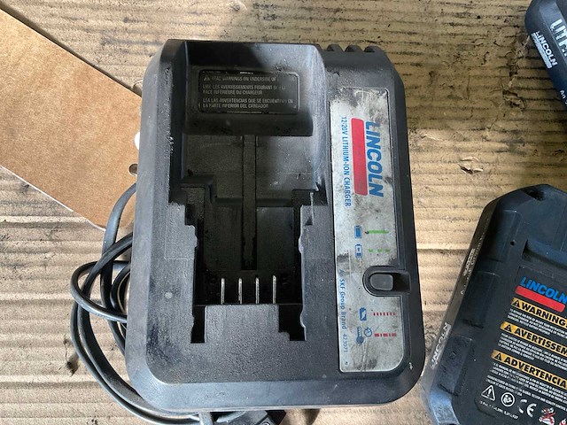 Lincoln 1871 accu met lader (2x) - afbeelding 7 van  8