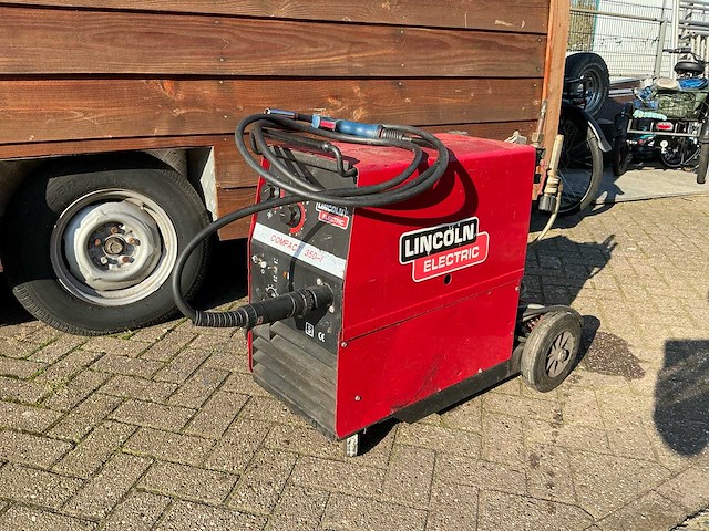 Lincoln compact 350i mig lasapparaat - afbeelding 1 van  8