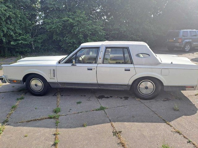 Lincoln continental mark 4 v8 21-xk-jt - afbeelding 7 van  14