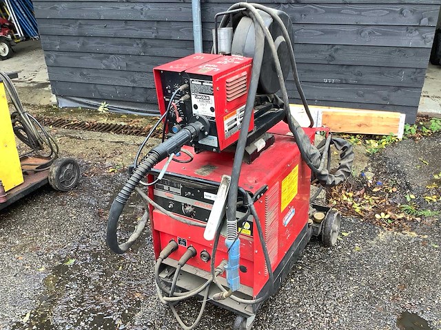 Lincoln cv400-l lasmachines - afbeelding 1 van  7