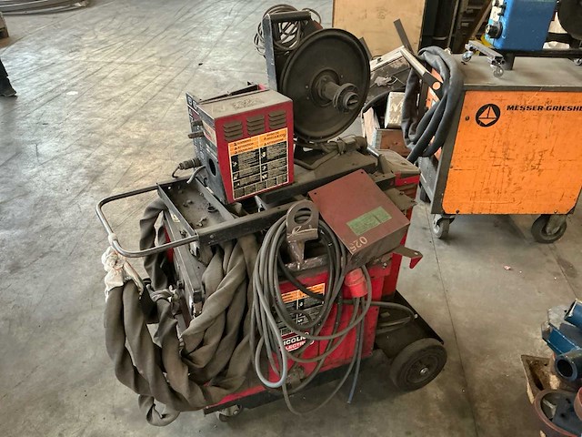 Lincoln cv400 mig lasapparaat - afbeelding 1 van  9