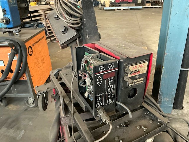 Lincoln cv400 mig lasapparaat - afbeelding 6 van  9