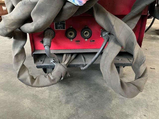 Lincoln cv400 mig lasapparaat - afbeelding 9 van  9