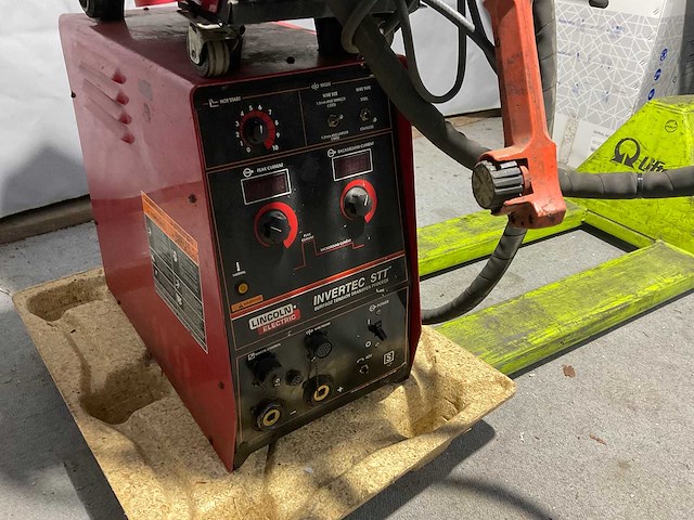 Lincoln electric - iec974-1 - mig lasapparaat - afbeelding 1 van  5
