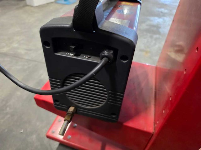 Lincoln electric - v 160 tp - tig-lasmachine - afbeelding 6 van  7