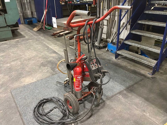 Lincoln electric - v 160 tpulse - tig welding machine - afbeelding 2 van  9