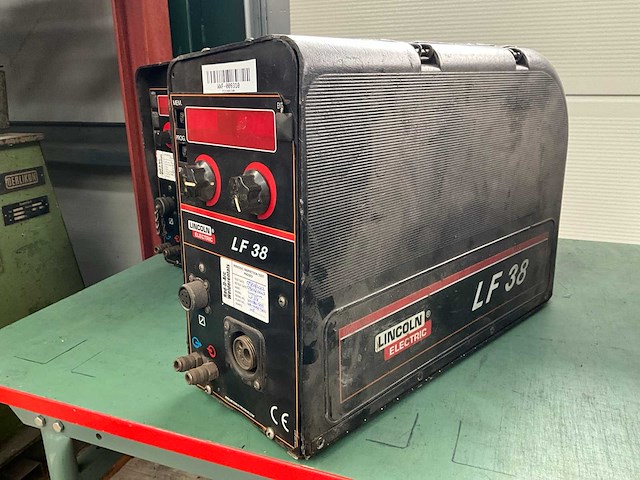 Lincoln electric lf38 draadaanvoerunit - afbeelding 1 van  5