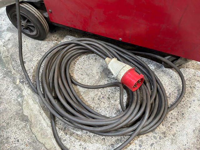 Lincoln electric powertec 300s mig lasapparaat - afbeelding 8 van  9