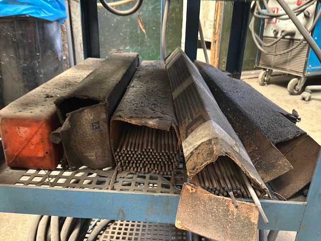 Lincoln invertec v 130 tig-/ en elektrode lasapparaat - afbeelding 10 van  11