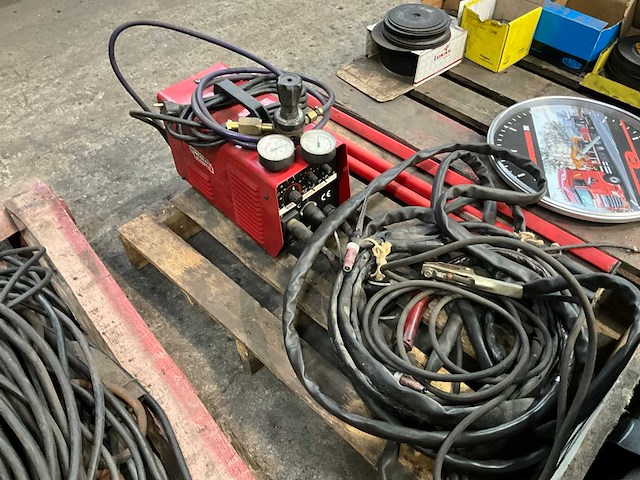 Lincoln invertec v130-t tig-lasmachine - afbeelding 2 van  5