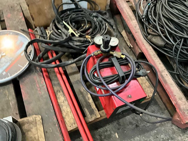 Lincoln invertec v130-t tig-lasmachine - afbeelding 4 van  5