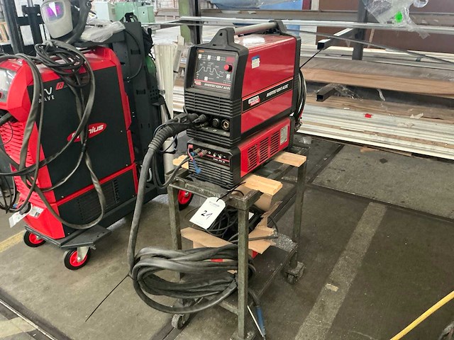 Lincoln invertec v205-t lasmachine - afbeelding 1 van  8