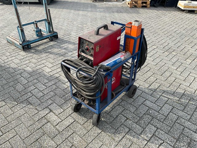 Lincoln invertec v250-s elektrode lasapparaat - afbeelding 1 van  9