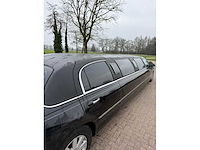 Lincoln town car - 4.6 signature limousine, automaat, x-557-gz - afbeelding 17 van  22