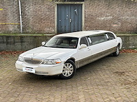 Lincoln town car 4.6 v8 signature (limousine) 204pk 2003, 62-ng-xn youngtimer - afbeelding 2 van  51