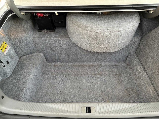 Lincoln town car 4.6 v8 signature (limousine) 204pk 2003, 62-ng-xn youngtimer - afbeelding 40 van  51