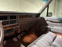 Lincoln town car 4.9 v8 signature sd 160pk 1989, k-946-bx - afbeelding 16 van  32