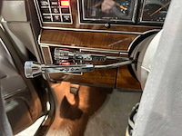 Lincoln town car 4.9 v8 signature sd 160pk 1989, k-946-bx - afbeelding 14 van  39