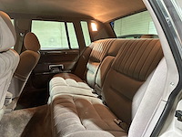 Lincoln town car 4.9 v8 signature sd 160pk 1989, k-946-bx - afbeelding 26 van  39
