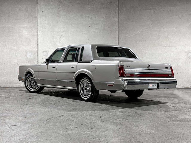 Lincoln town car 4.9 v8 signature sd 160pk 1989, k-946-bx - afbeelding 7 van  39