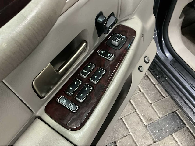 Lincoln town car federal coach rouwauto – amerikaanse luxe, tijdloze klasse 2007 v8 btw auto - afbeelding 28 van  56