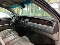 Lincoln town car federal coach rouwauto – amerikaanse luxe, tijdloze klasse 2007 v8 btw auto - afbeelding 31 van  56