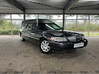 Lincoln town car federal coach rouwauto – amerikaanse luxe, tijdloze klasse 2007 v8 btw auto - afbeelding 23 van  56