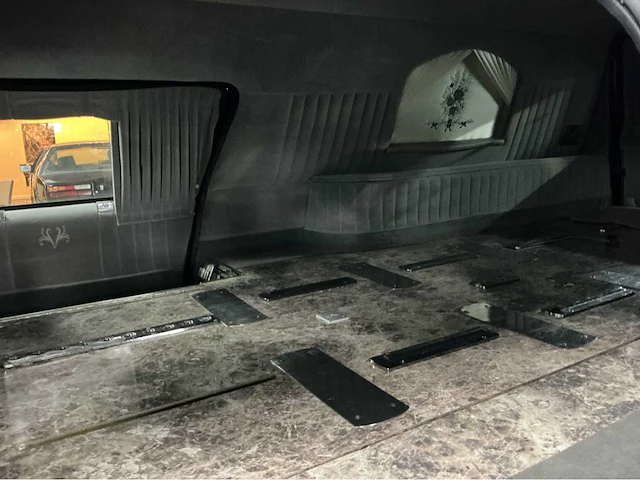 Lincoln town car federal coach rouwauto – amerikaanse luxe, tijdloze klasse 2007 v8 btw auto - afbeelding 42 van  56