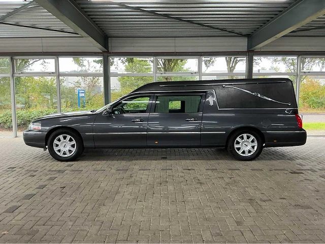 Lincoln town car federal coach rouwauto – amerikaanse luxe, tijdloze klasse 2007 v8 btw auto - afbeelding 5 van  50