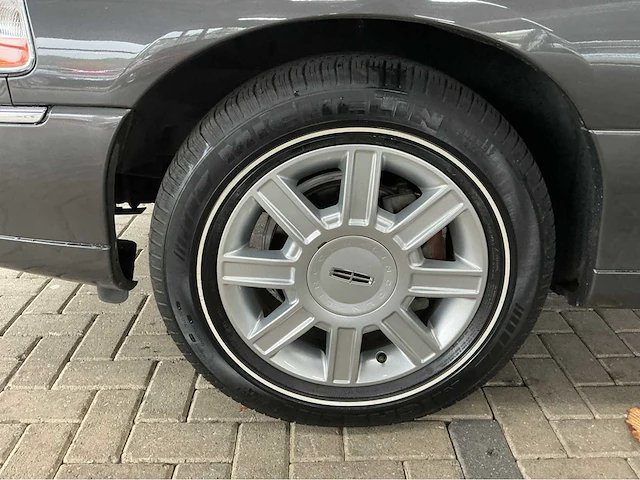 Lincoln town car federal coach rouwauto – amerikaanse luxe, tijdloze klasse 2008 v8 btw auto - afbeelding 4 van  51