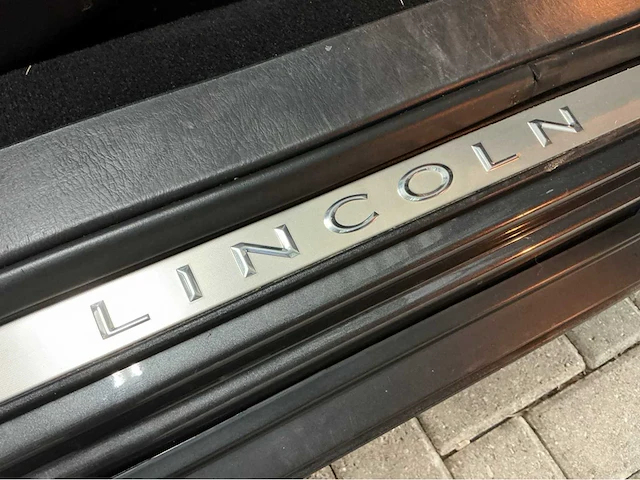 Lincoln town car federal coach rouwauto – amerikaanse luxe, tijdloze klasse 2008 v8 btw auto - afbeelding 13 van  51