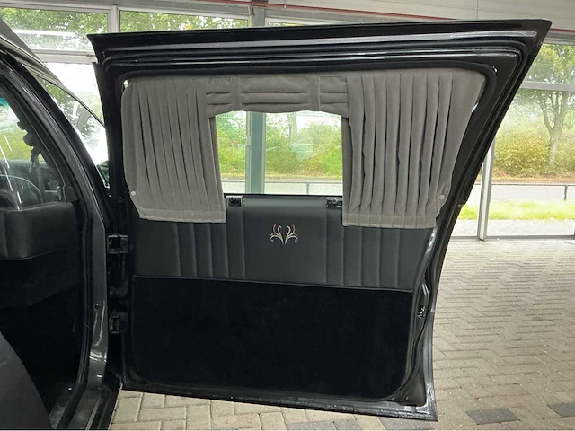 Lincoln town car federal coach rouwauto – amerikaanse luxe, tijdloze klasse 2008 v8 btw auto - afbeelding 42 van  51