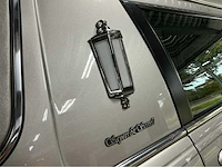 Lincoln town car s&s coach 4.6 v8 automaat – rouwauto uit 2005 btw auto - afbeelding 1 van  3
