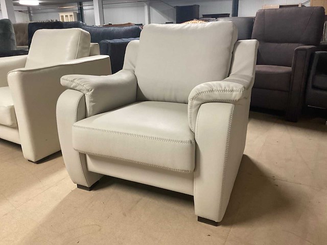 Linda lederen fauteuil - afbeelding 3 van  10