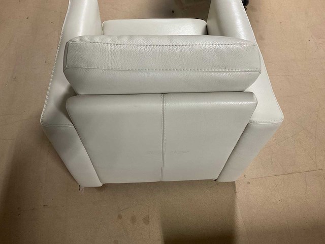 Linda lederen fauteuil - afbeelding 5 van  8