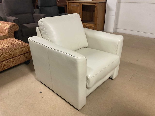 Linda lederen fauteuil - afbeelding 8 van  8