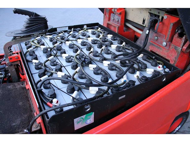 Linde - - e30s - vorkheftruck - afbeelding 2 van  11