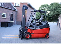 Linde - - e30s - vorkheftruck - afbeelding 1 van  11