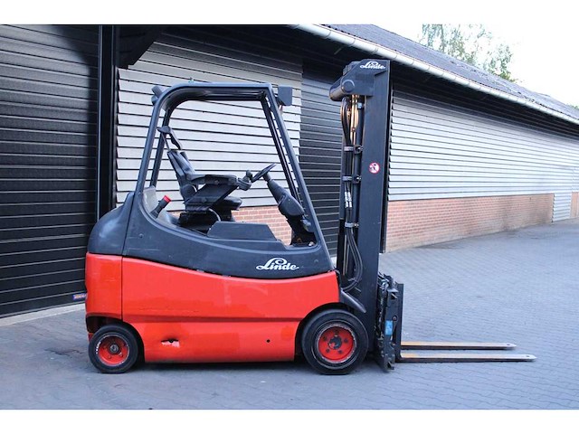 Linde - - e30s - vorkheftruck - afbeelding 5 van  11