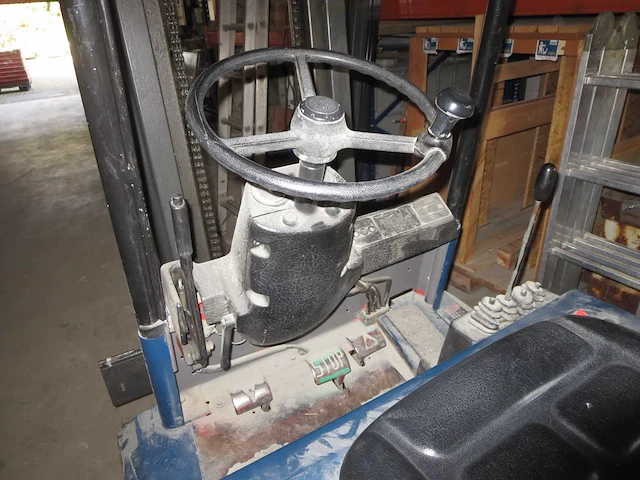 Linde - 1985 - e15 - vorkheftruck - afbeelding 2 van  5