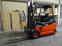 Linde - 2001 - e25/600-02 - vorkheftruck - afbeelding 1 van  23