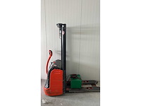 Linde - 2003 - l 12 - stapelaar - afbeelding 1 van  10