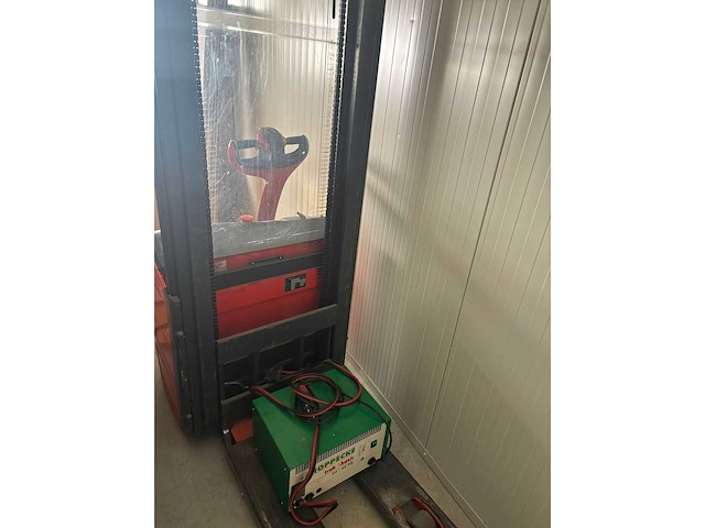 Linde - 2003 - l 12 - stapelaar - afbeelding 7 van  10