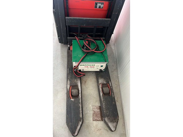 Linde - 2003 - l 12 - stapelaar - afbeelding 8 van  10