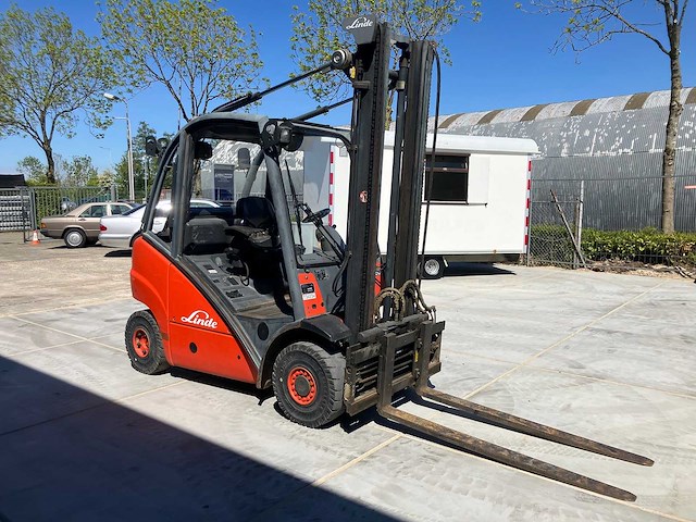 Linde - 2005 - h20 t - vorkheftruck - afbeelding 8 van  13