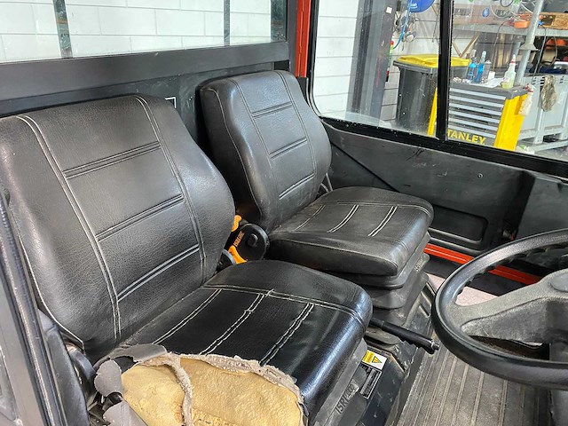 Linde - 2005 - p250 - industriële trekker - afbeelding 13 van  14