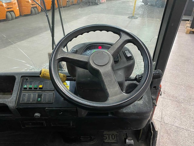 Linde - 2005 - p250 - industriële trekker - afbeelding 2 van  14