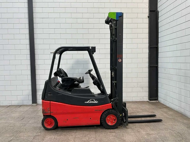 Linde - 2006 - e20 - vorkheftruck - afbeelding 9 van  20