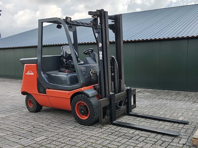 Linde - 2007 - e40p - vorkheftruck - afbeelding 1 van  13