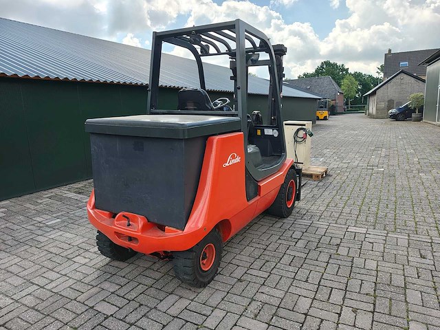 Linde - 2007 - e40p - vorkheftruck - afbeelding 12 van  13